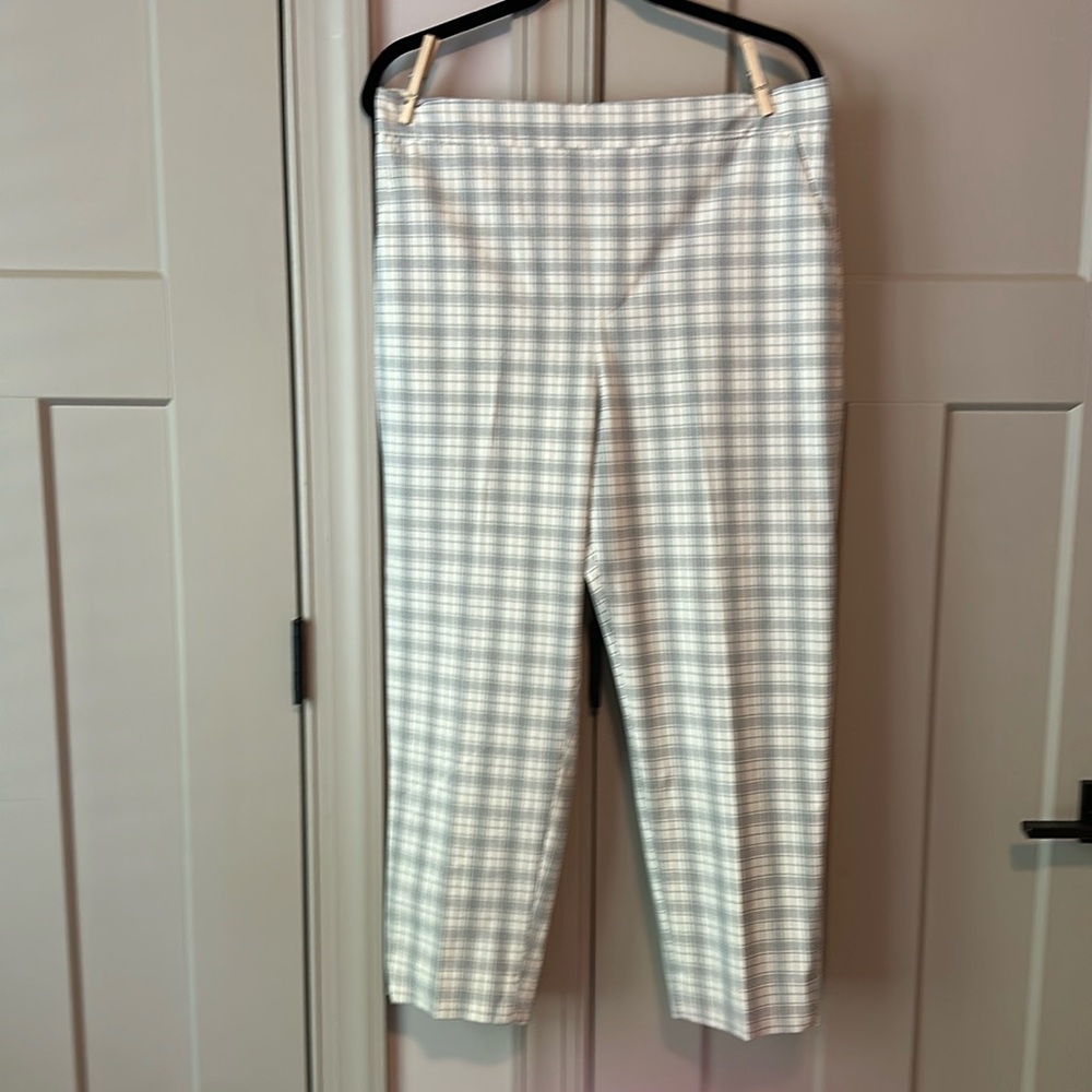 Banana Republic pull on trousers